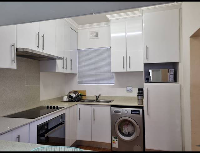 3 BEDROOM FLAT FOR SALE IN GLENWOOD